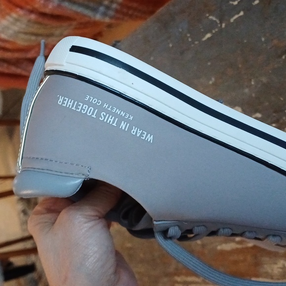 🔥🔥🔥Kenneth Cole Neoprene Kam Stripe Witt sneaker size 8 - Picture 5 of 12